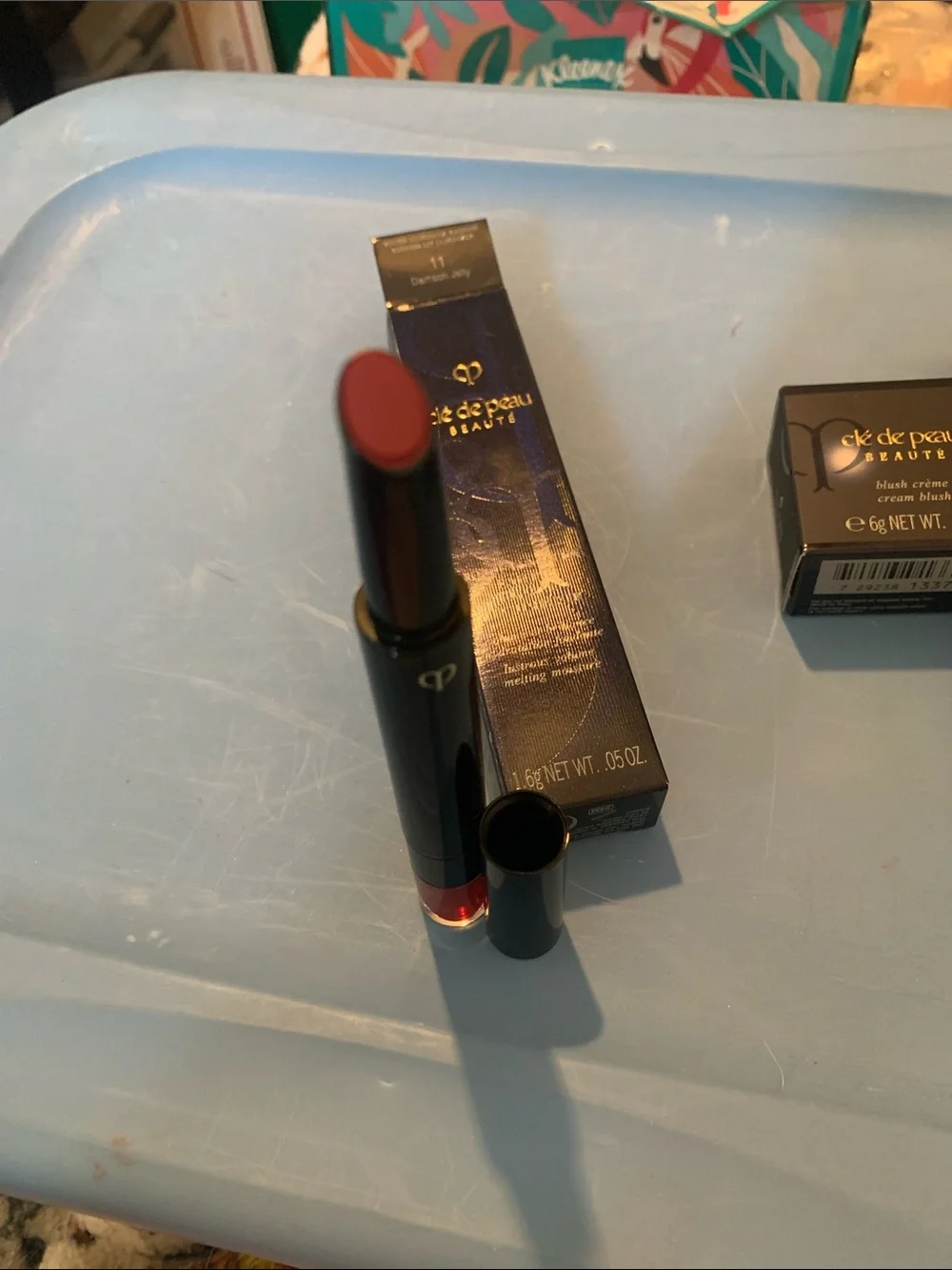 cle de peau Beauté Refined Lip Luminizer 11 Demimon Jelly - glossy red